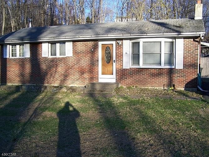 1st image of 36 High Crest Dr