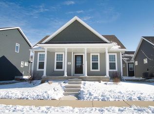 2167 Autumn Lake Parkway, Madison, WI 53718