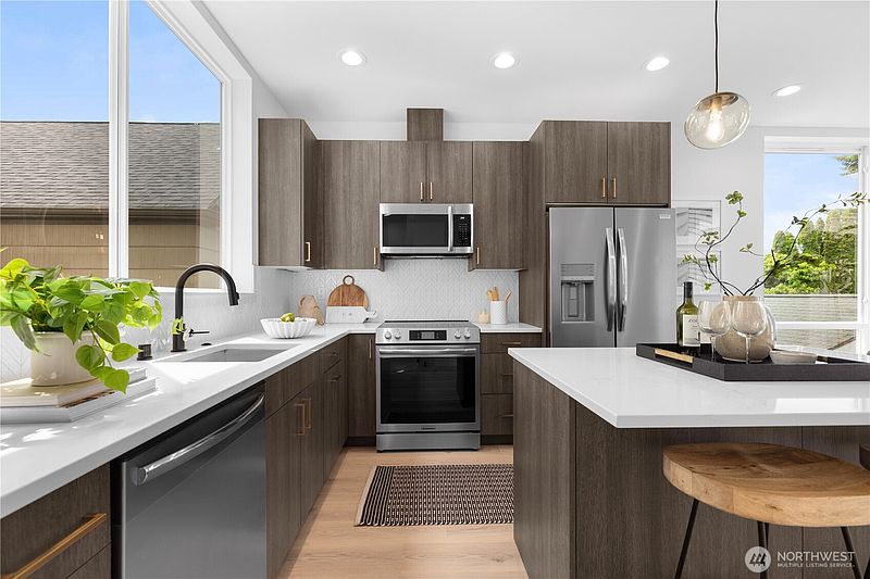 3rd image of 2228 B NW 60th Street