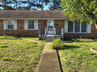 1202 Rickwood Rd, Florence, AL 35630