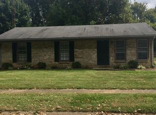 132 Dan Dr, Versailles, KY 40383