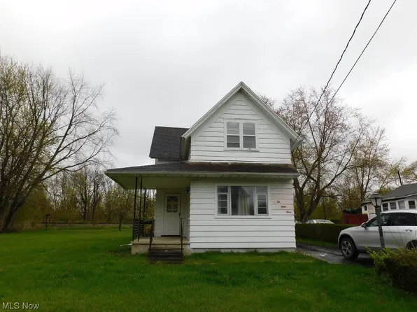 643 Clark St, Conneaut, OH 44030