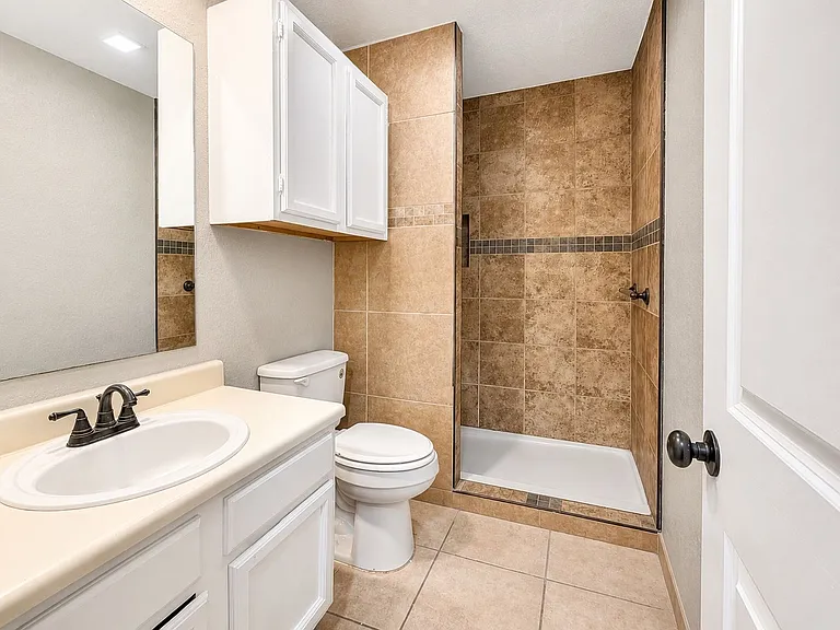 10527 Perrin Beitel Rd #D206 — Photo 11