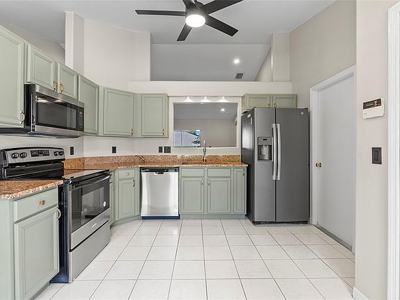 4th image of 1709 Powder Ridge Dr