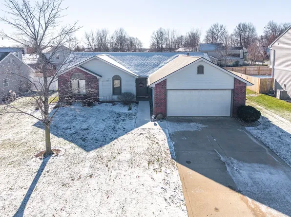 8314 Castle Pines Pl, Fort Wayne, IN 46835