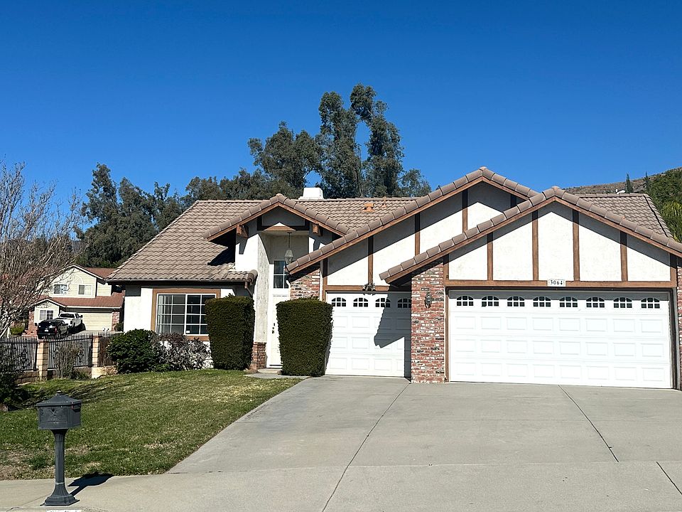 1st image of 3064 E Shauna Dr