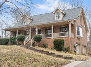 3560 Barkers Mill Rd, Clarksville, TN 37042