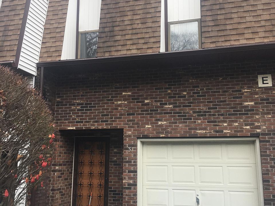 1st image of 426 Farmington Ave APT E3
