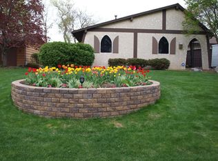 2621 17th St NW, New Brighton, MN 55112