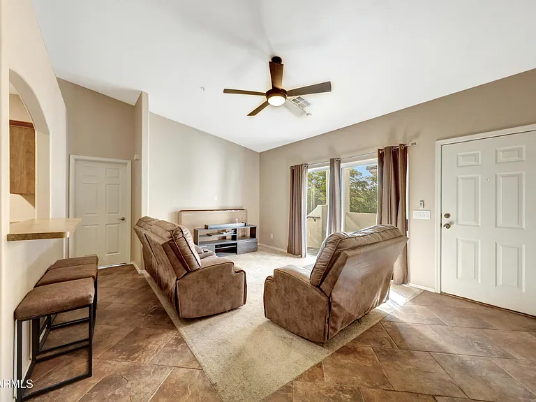 2950 W Louise Dr #206 — Photo 33