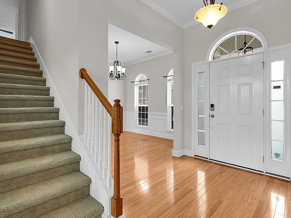 5th image of 125 Cumberland Way