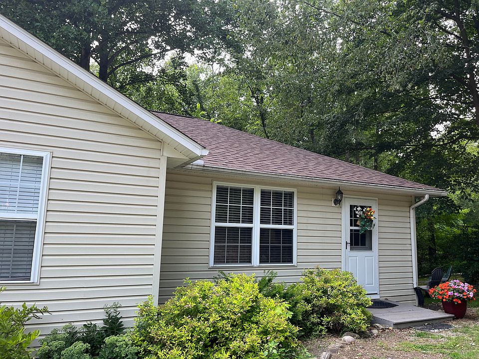 1st image of 3084 Moffett Rd #3084