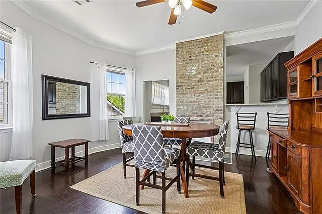 3 bed, 2.0 bath, 1800 sqft, $1,900 — Photo 3
