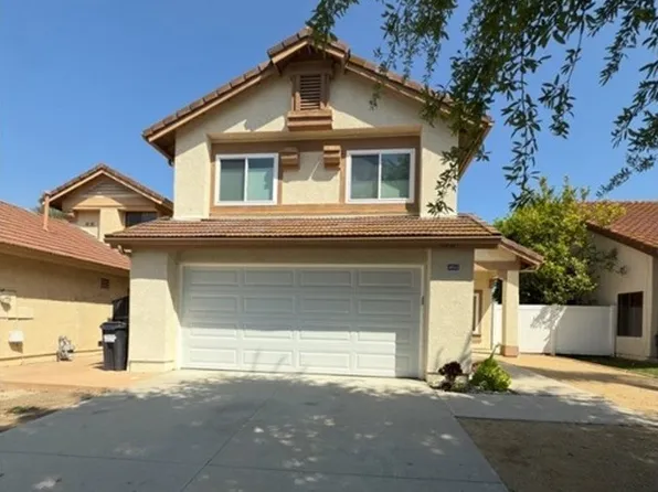 4014 Lost Springs Dr, Calabasas, CA 91301