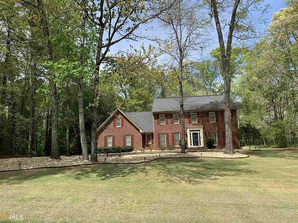 1st image of 260 Creekview Trl