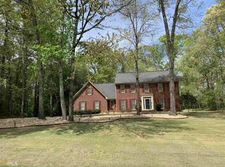 260 Creekview Trl, Fayetteville, GA 30214