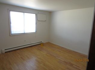 6001 103rd St APT 1A, Chicago Ridge, IL 60415