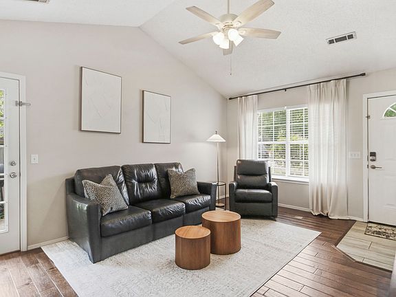 4th image of 3111 W Woodfield Way