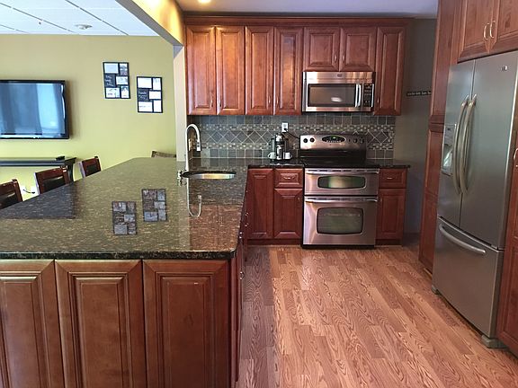 2nd image of 1172 Asher Ct