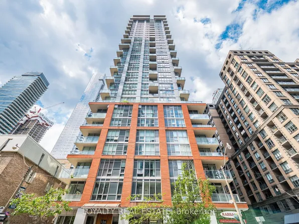 126 Simcoe St, Toronto, ON