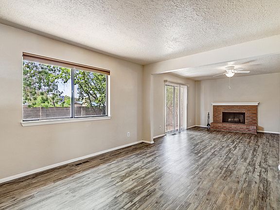 5th image of 8546 Yeager Dr NE