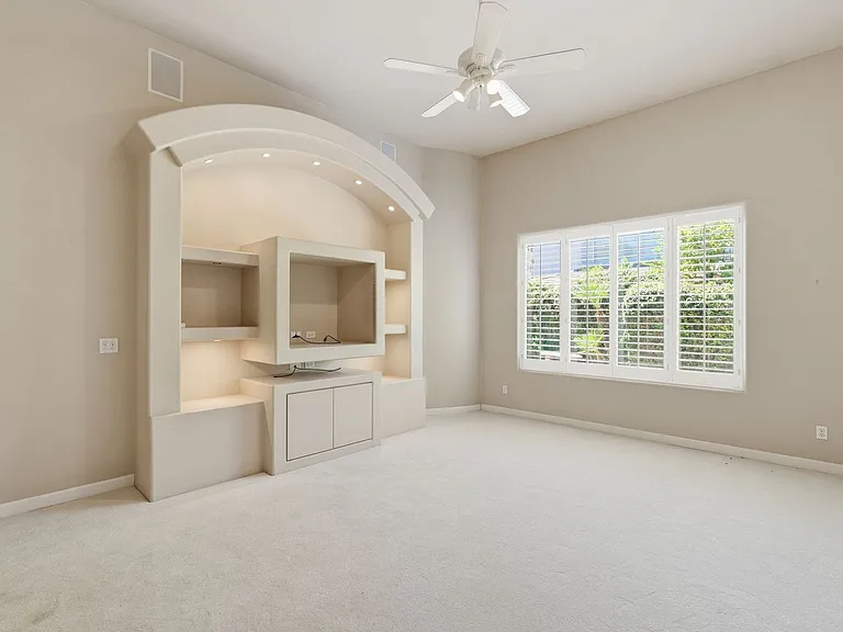 7369 E Del Acero Dr — Photo 25