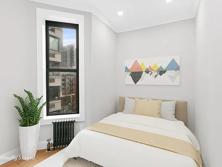 345 E 92nd St #4B — Photo 4