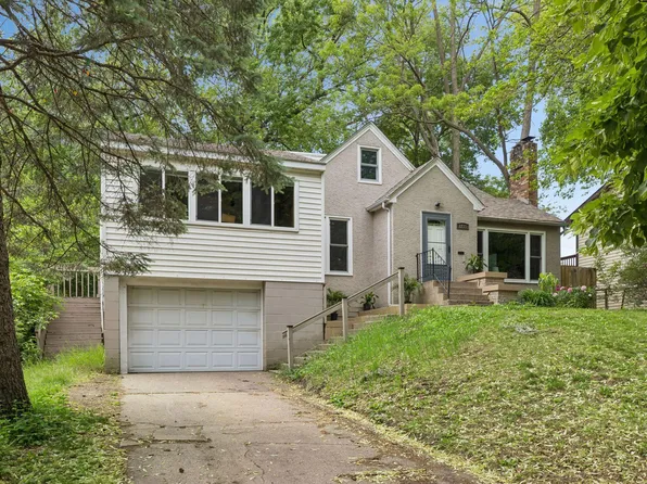 1233 Maywood St, Saint Paul, MN 55117
