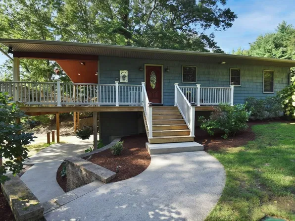155 Spring Grove Rd, Glocester, RI 02814