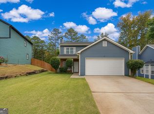200 Mona Ct, Lawrenceville, GA 30044