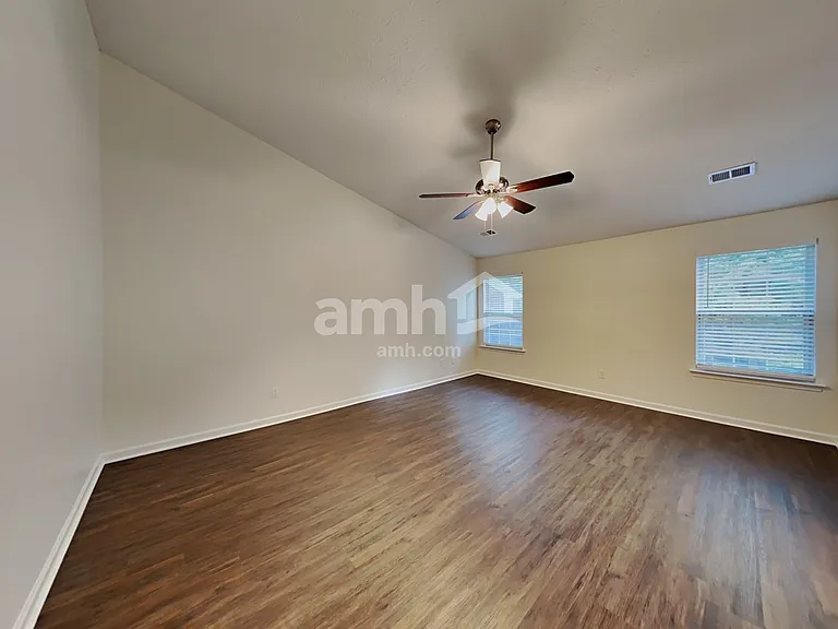 1137 Eastmill Cv — Photo 8