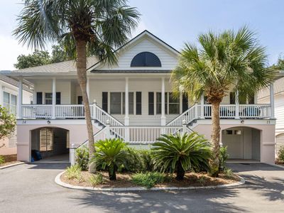13 Links Clubhouse Ct, Isle Of Palms, SC, 29451