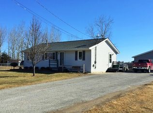 1347 Carter Rd, Midland, MI 48642