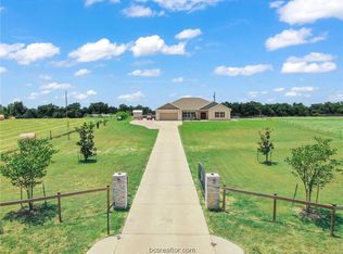 6404 Trackside Rd, Chappell Hill, TX 77426