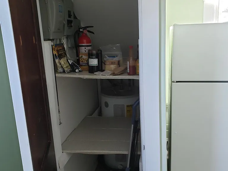 298 E Jefferson St #2 — Photo 11