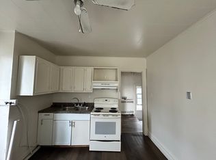 138 Sumner Ave #2, Vandergrift, PA 15690