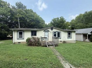 705 Smith St, Springfield, TN 37172
