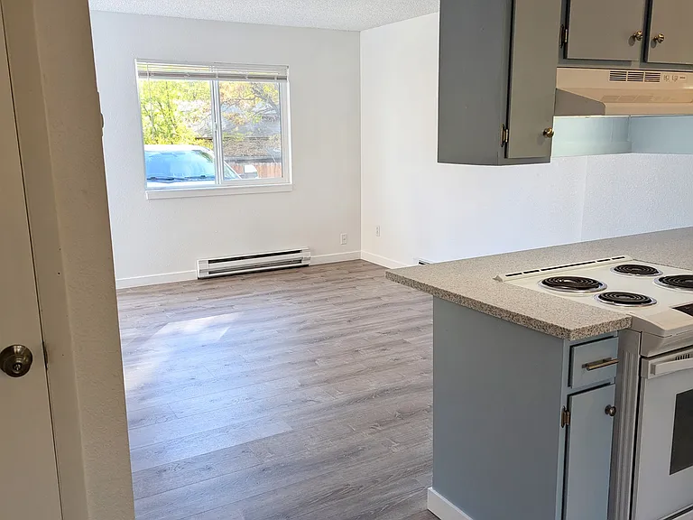 Aspen St — Photo 34