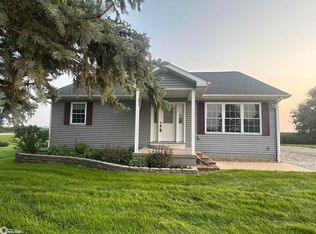 19272 Danville Rd, New London, IA 52645