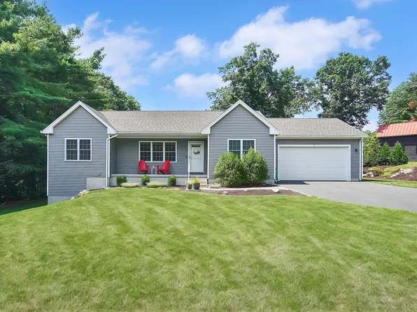 7 Old Enfield Rd, Belchertown, MA 01007