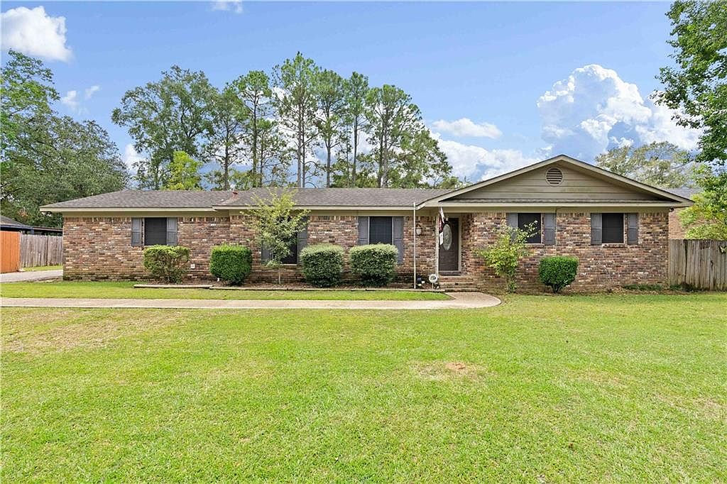 207 2nd Ave, Saraland, AL 36571 MLS 7279128 Zillow