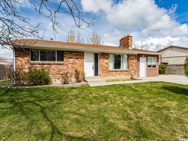 1st image of 4526 W Charles Way
