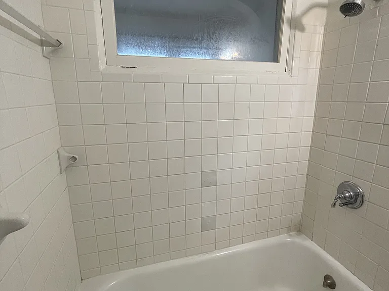326 E Mistletoe Ave #1 — Photo 6