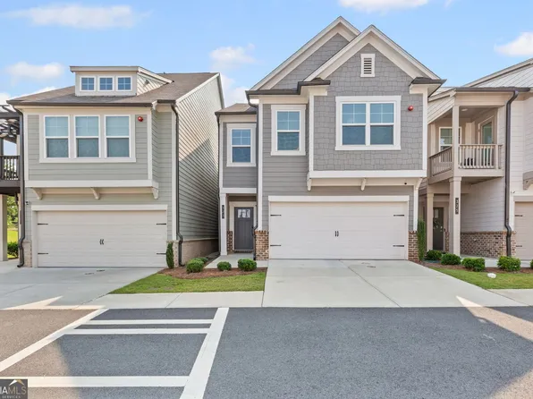 323 Hayden Cir, Woodstock, GA 30189