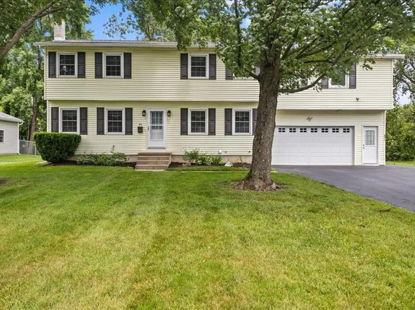 23 Cherokee Avenue, Essex Junction, VT 05452