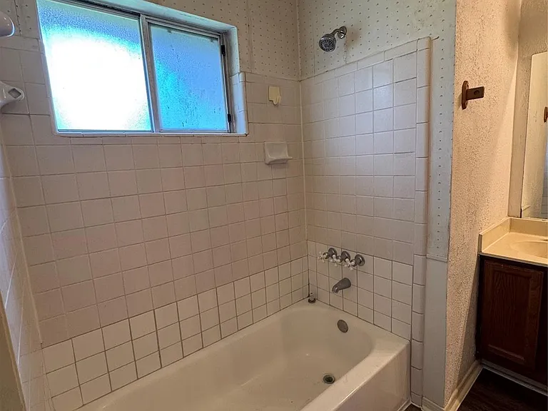 10014 Sand Pass Ln — Photo 12