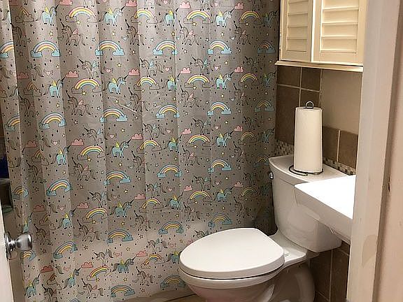 3rd image of 1016 Autumn Woods Ln APT 102