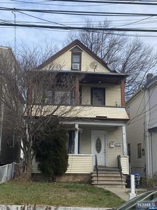 54 Linden St, Passaic, NJ, 07055