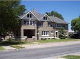 221 W 2nd St, Ottawa, KS 66067