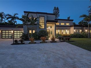 611 Spring Line Dr, Naples, FL 34102